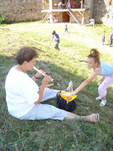 A vak koldus gyönyörűen furulyált, mi szívesen adakoztunk.