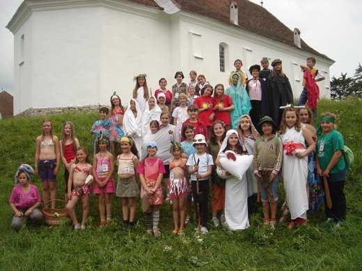 És ez még nem minden, vannak, akik elficánkoltak Kati néni fényképezőgépe elől.